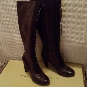 Hurley Dkbrn boots sz 7.5